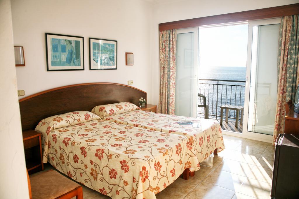 Hotel Villa Sirena Кала Фигуера Экстерьер фото
